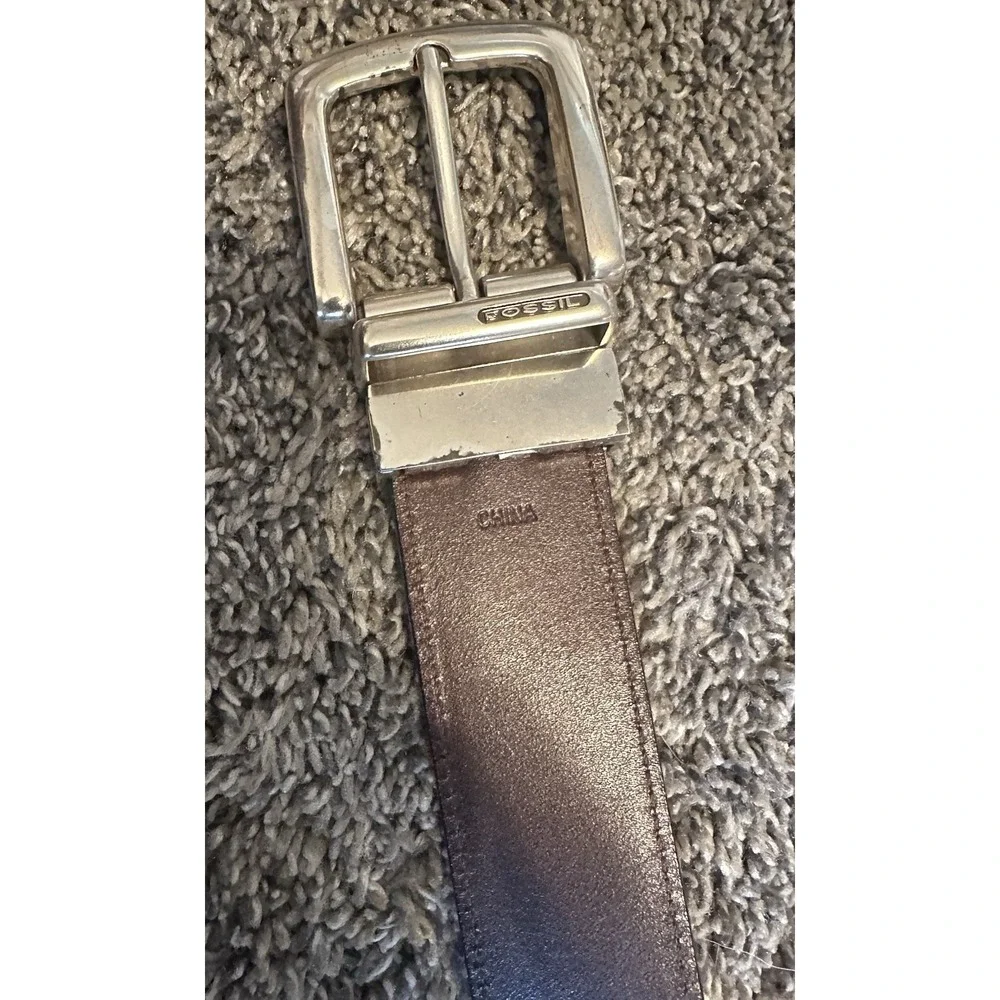 Men's Reversible FOSSIL Distressed Buckle Belt w/ Black/Brown Leather Belt 32